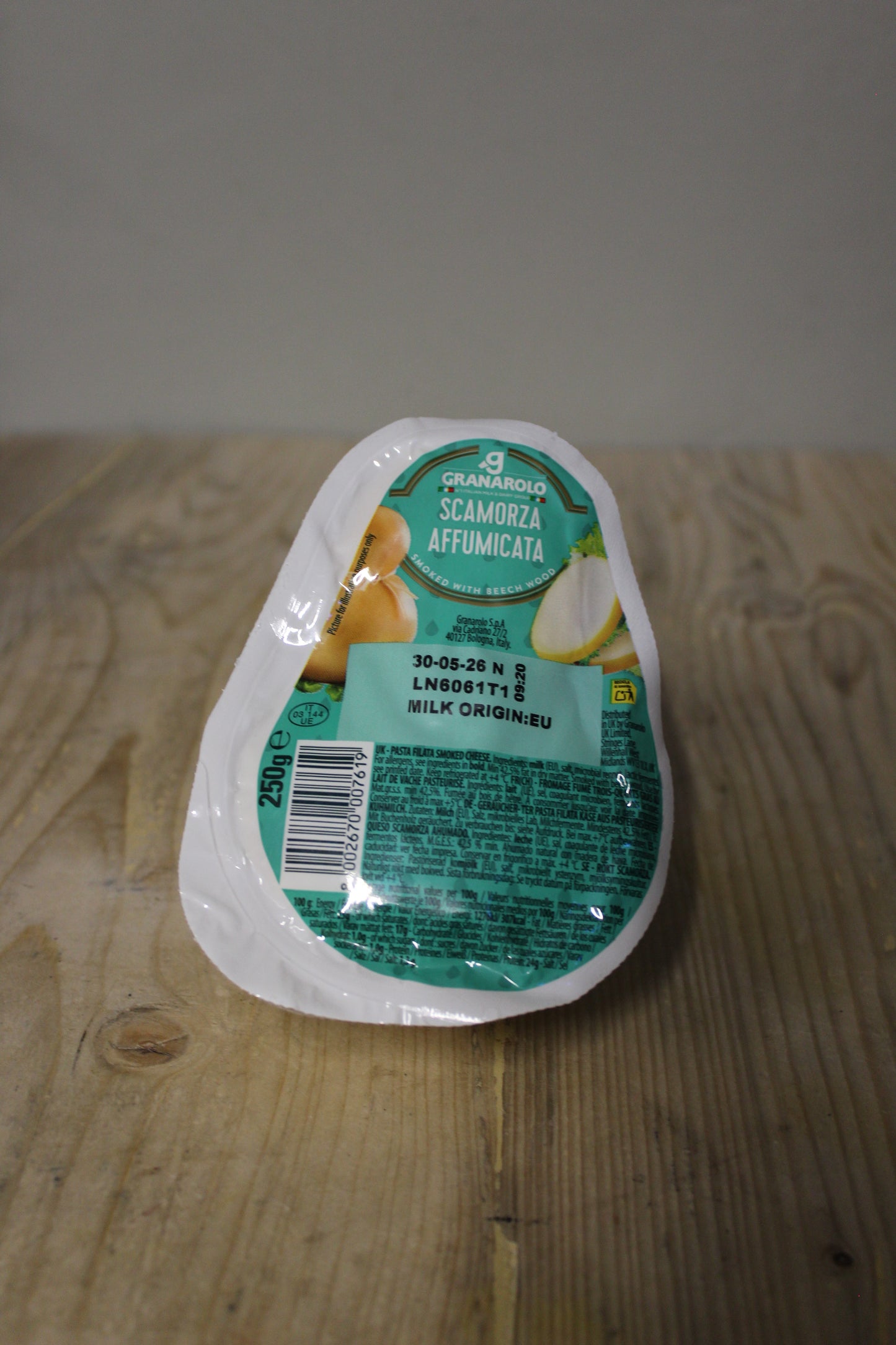Scamorza Affumicata Smoked Mozzarella 250g, Granarolo